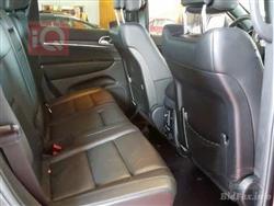 جیپ گراند شیرۆکی